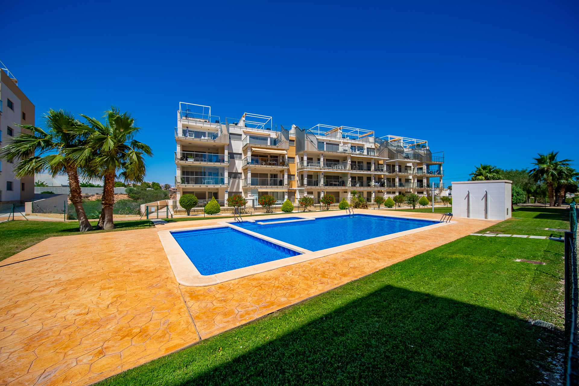 For sale - 3 Bedroom 2 Bathroom Ático in Orihuela Costa - Villamartin  - Alicante