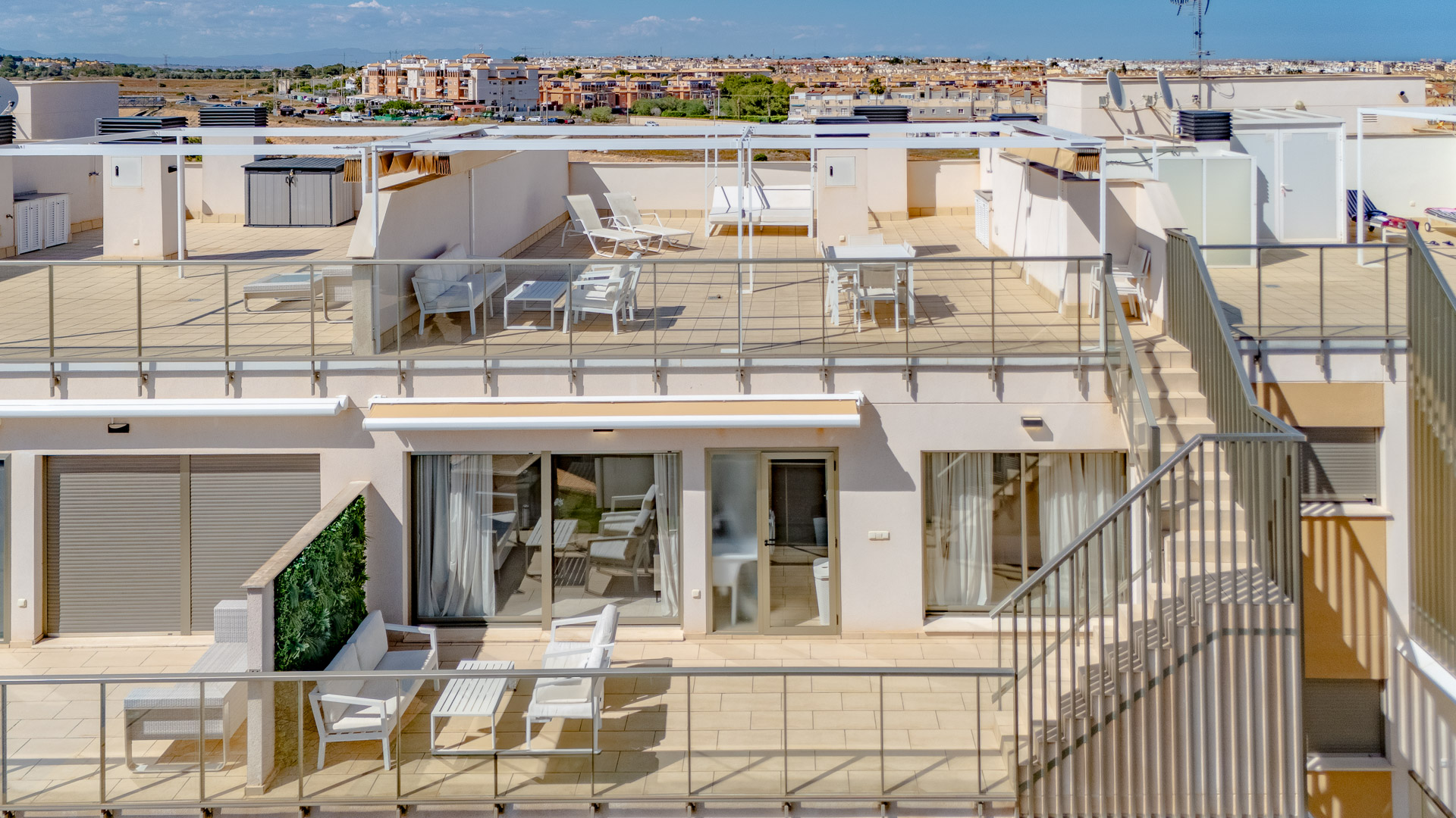 For sale - 3 Bedroom 2 Bathroom Ático in Orihuela Costa - Villamartin  - Alicante
