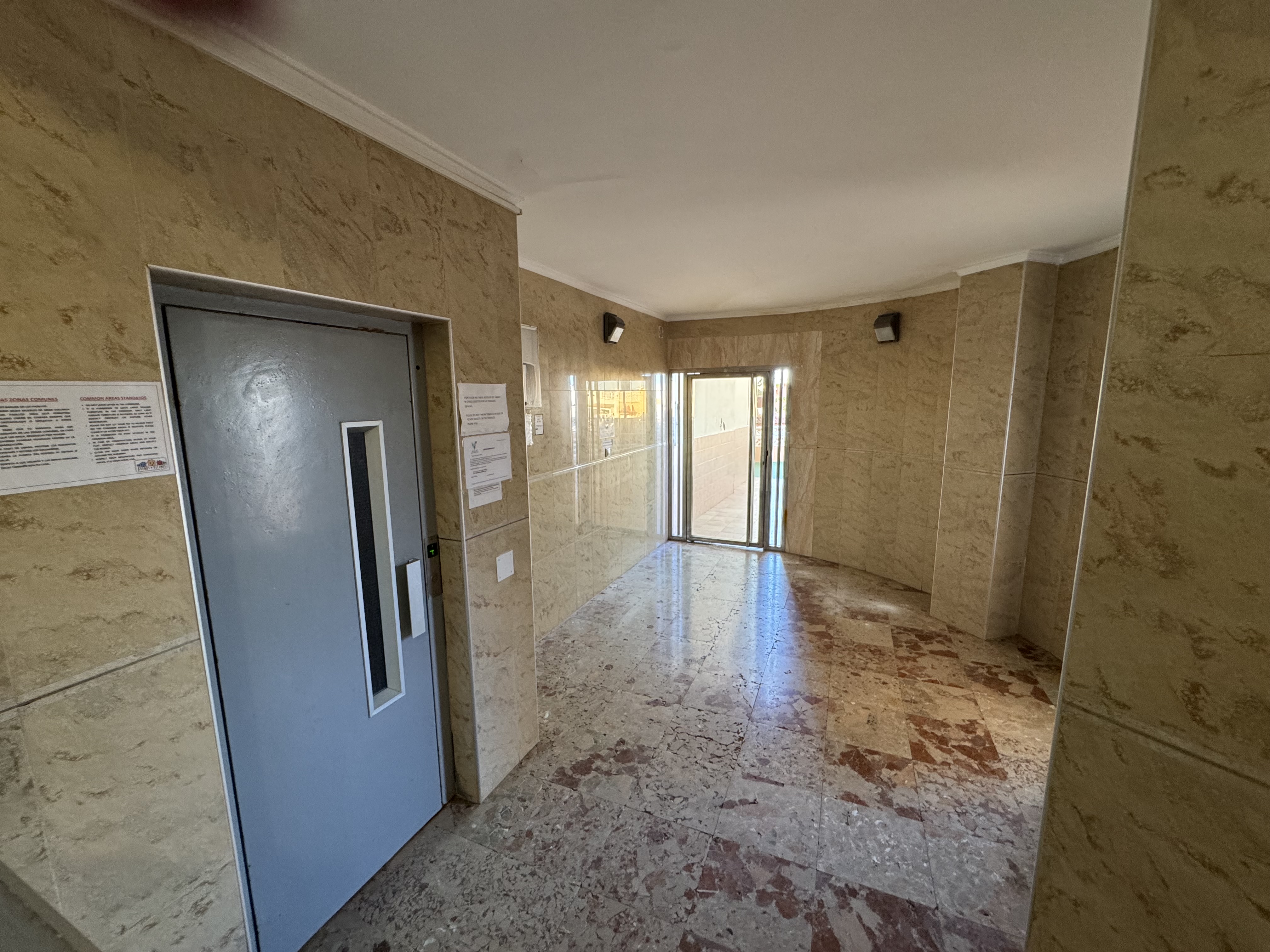 For sale - 1 Bathroom Apartamento in Torrevieja - La Mata  - Alicante