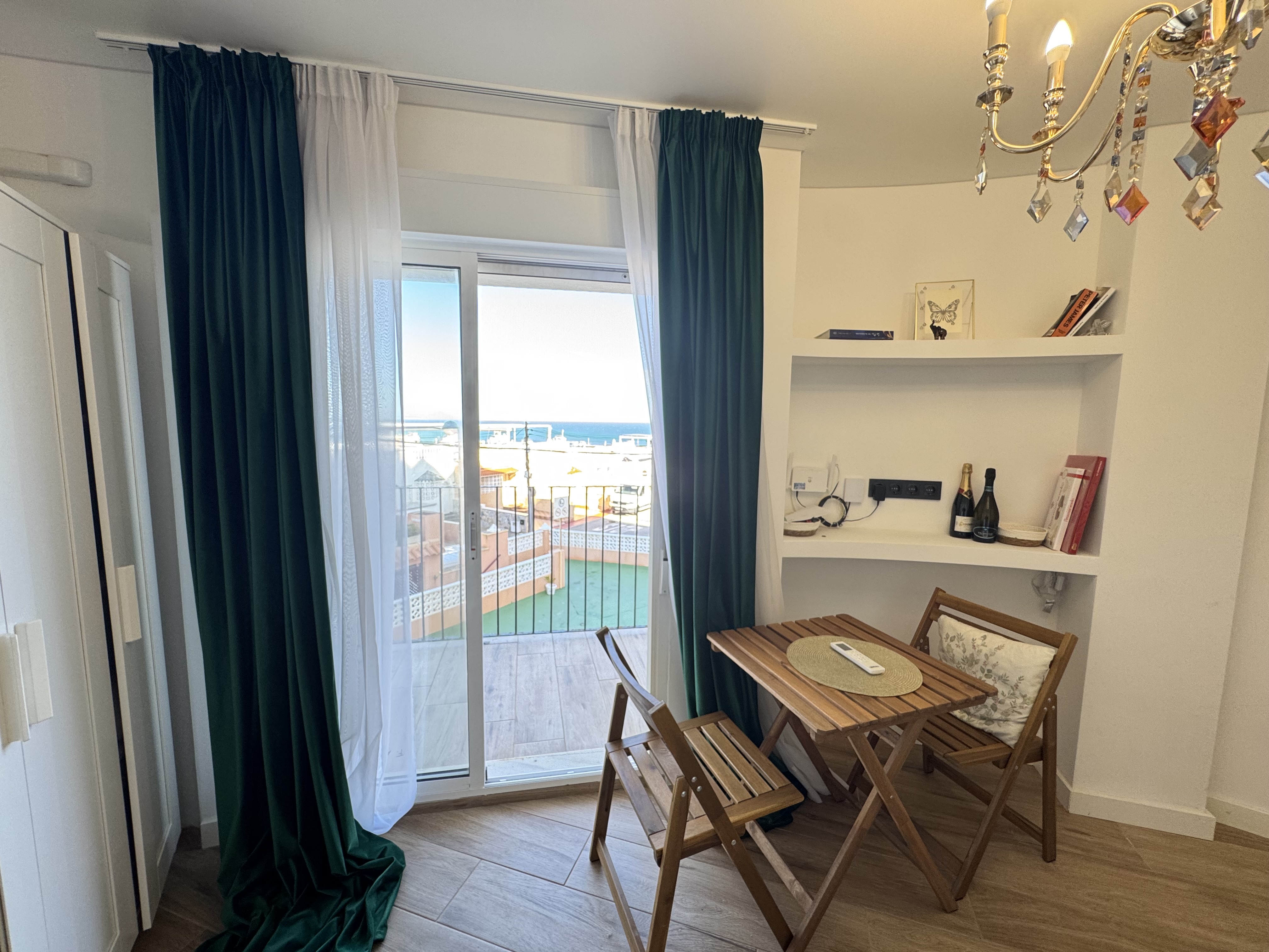 For sale - 1 Bathroom Apartamento in Torrevieja - La Mata  - Alicante
