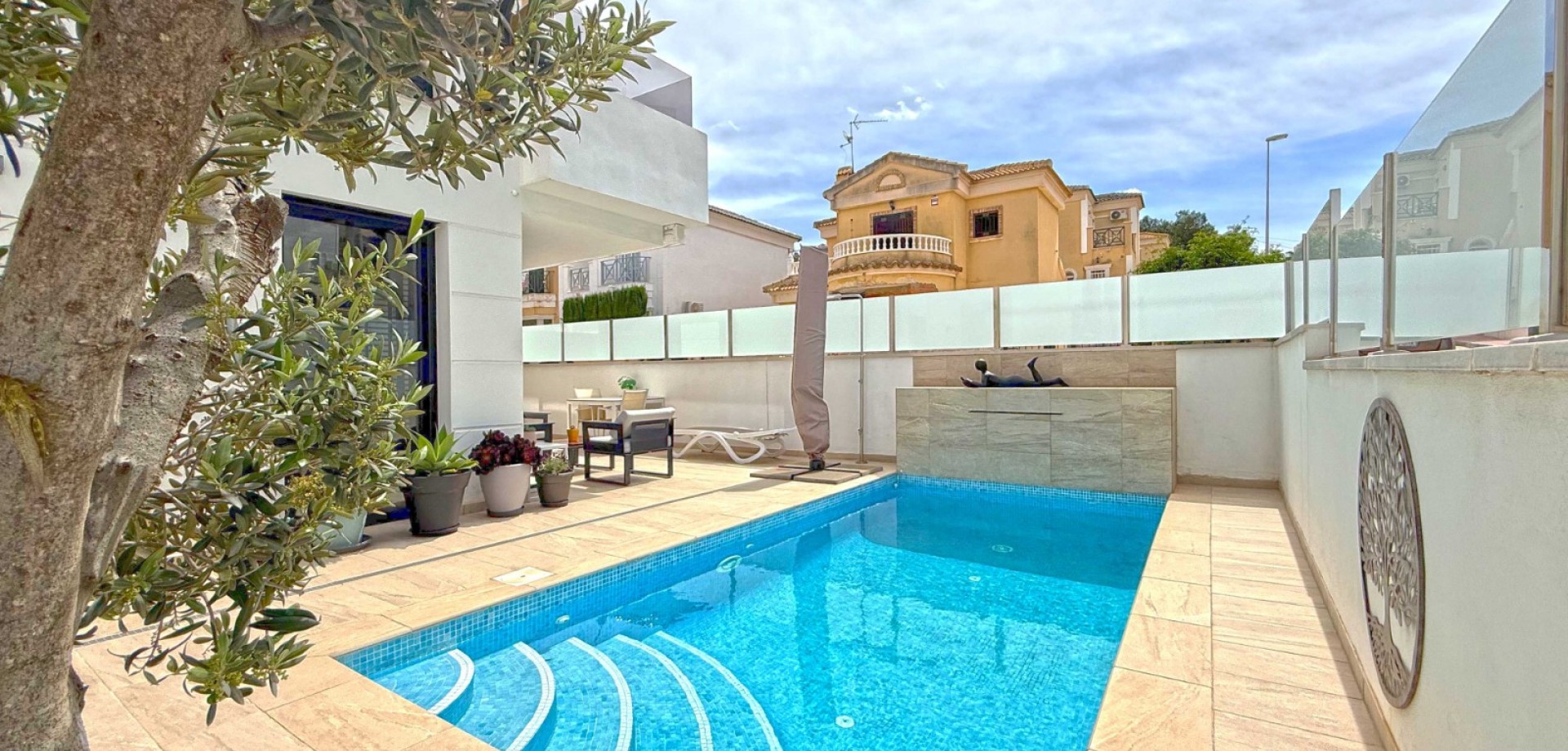 For sale - 3 Bedroom 3 Bathroom Detached Villa in Orihuela Costa - Villamartín  - Costa Blanca (Alicante)