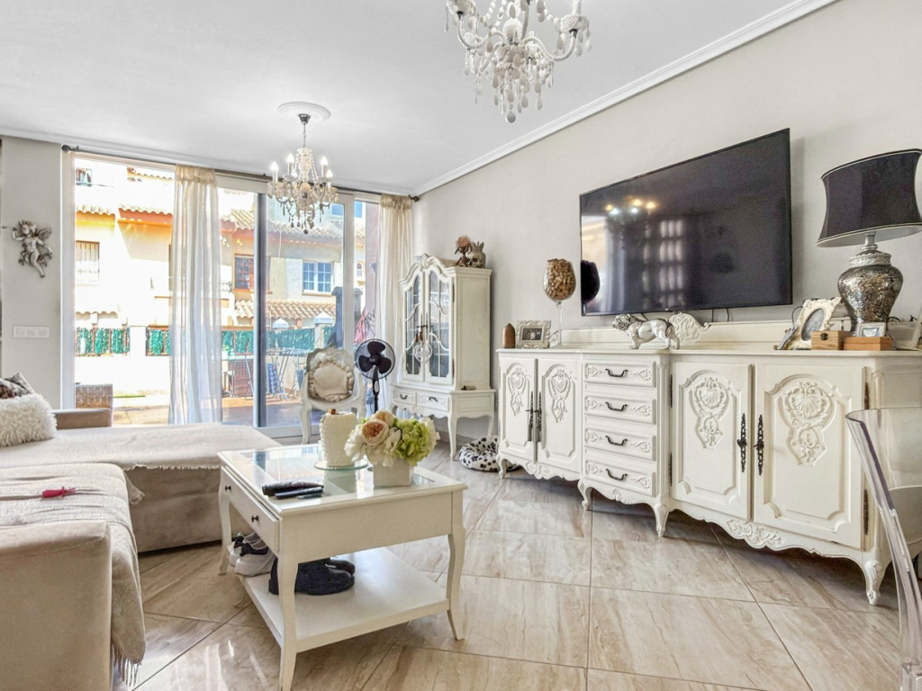 2 Bedroom 2 Bathroom Townhouse in Orihuela Costa