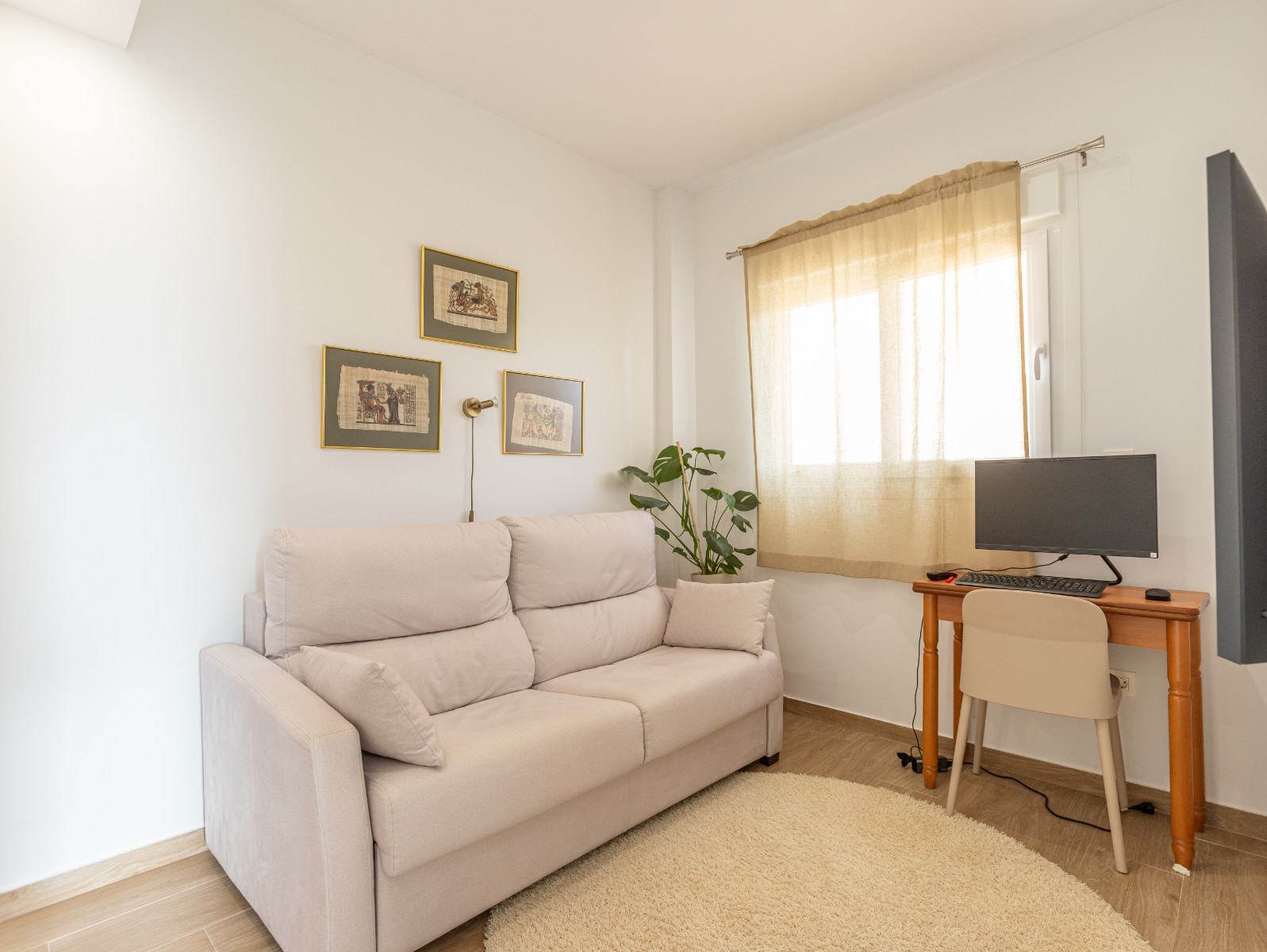 For sale - 2 Bedroom 1 Bathroom Apartment in Torrevieja - Nueva Torrevieja  - Alicante