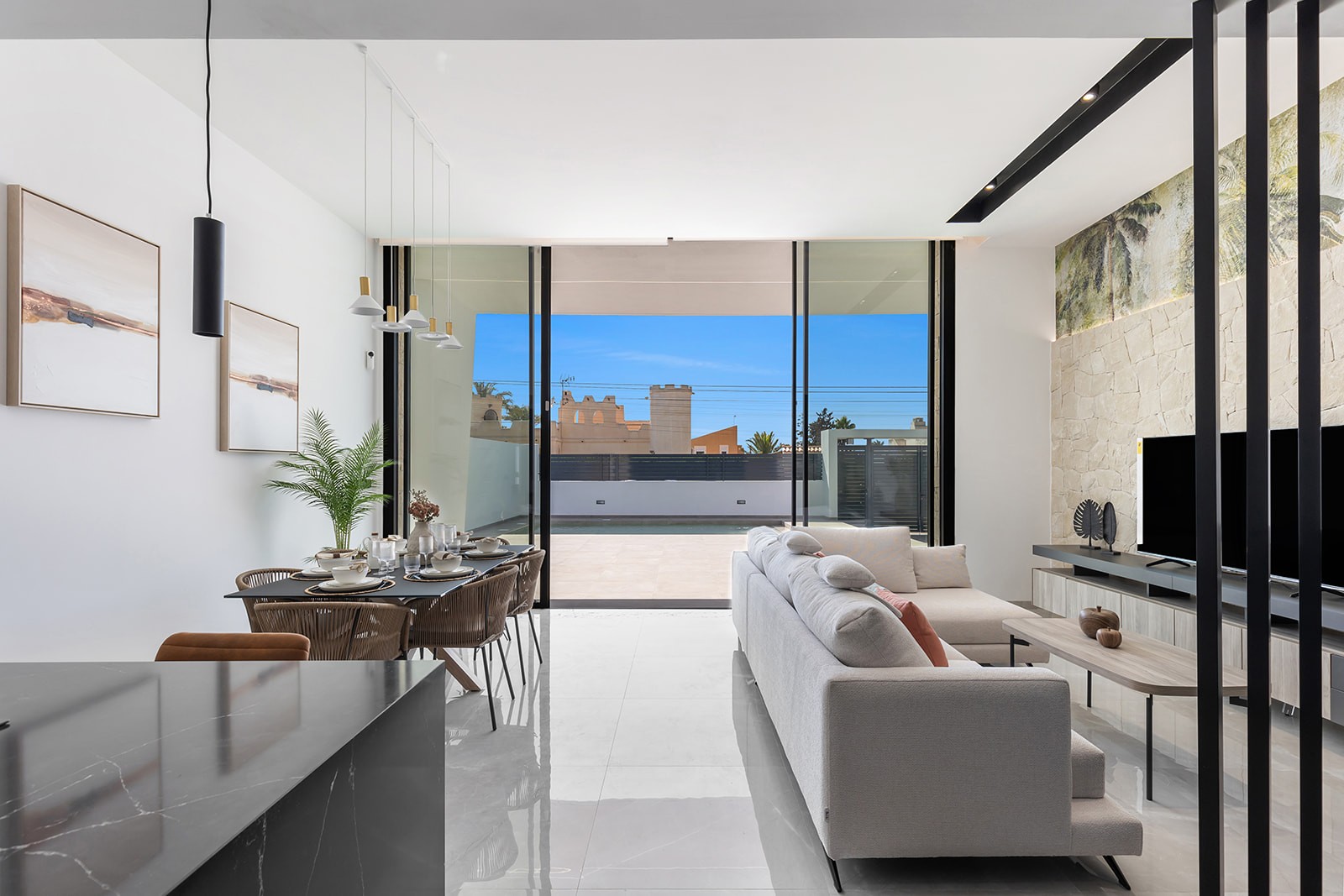 For sale - 3 Bedroom 2 Bathroom Villa in El Chaparral - Inland  - Alicante