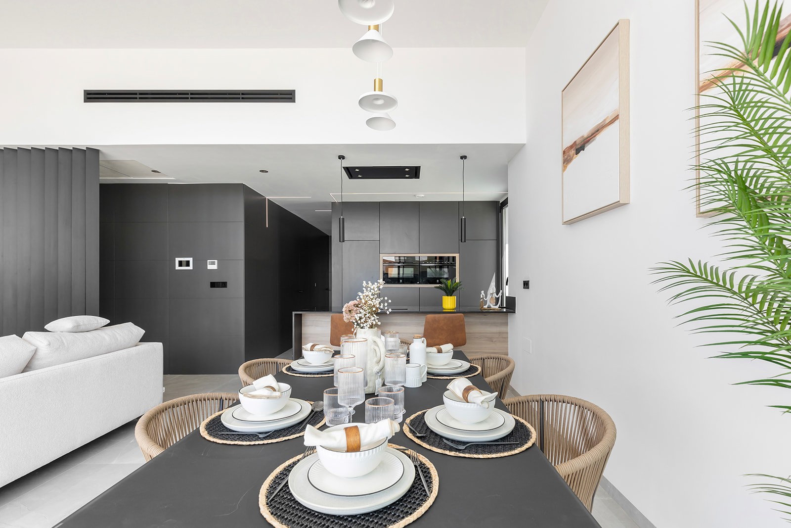 For sale - 3 Bedroom 2 Bathroom Villa in El Chaparral - Inland  - Alicante