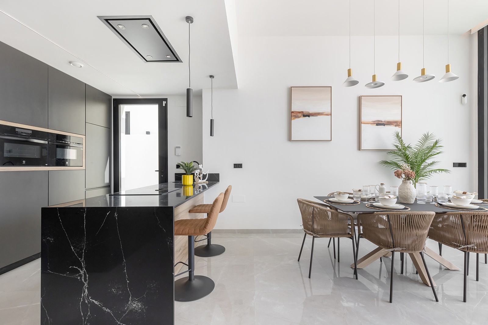 For sale - 3 Bedroom 2 Bathroom Villa in El Chaparral - Inland  - Alicante