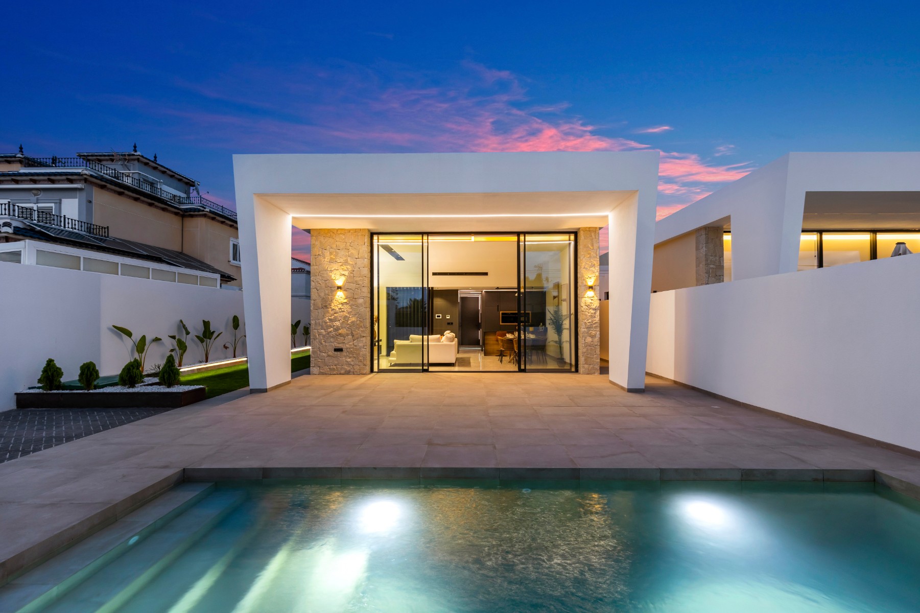 For sale - 3 Bedroom 2 Bathroom Villa in El Chaparral - Inland  - Alicante