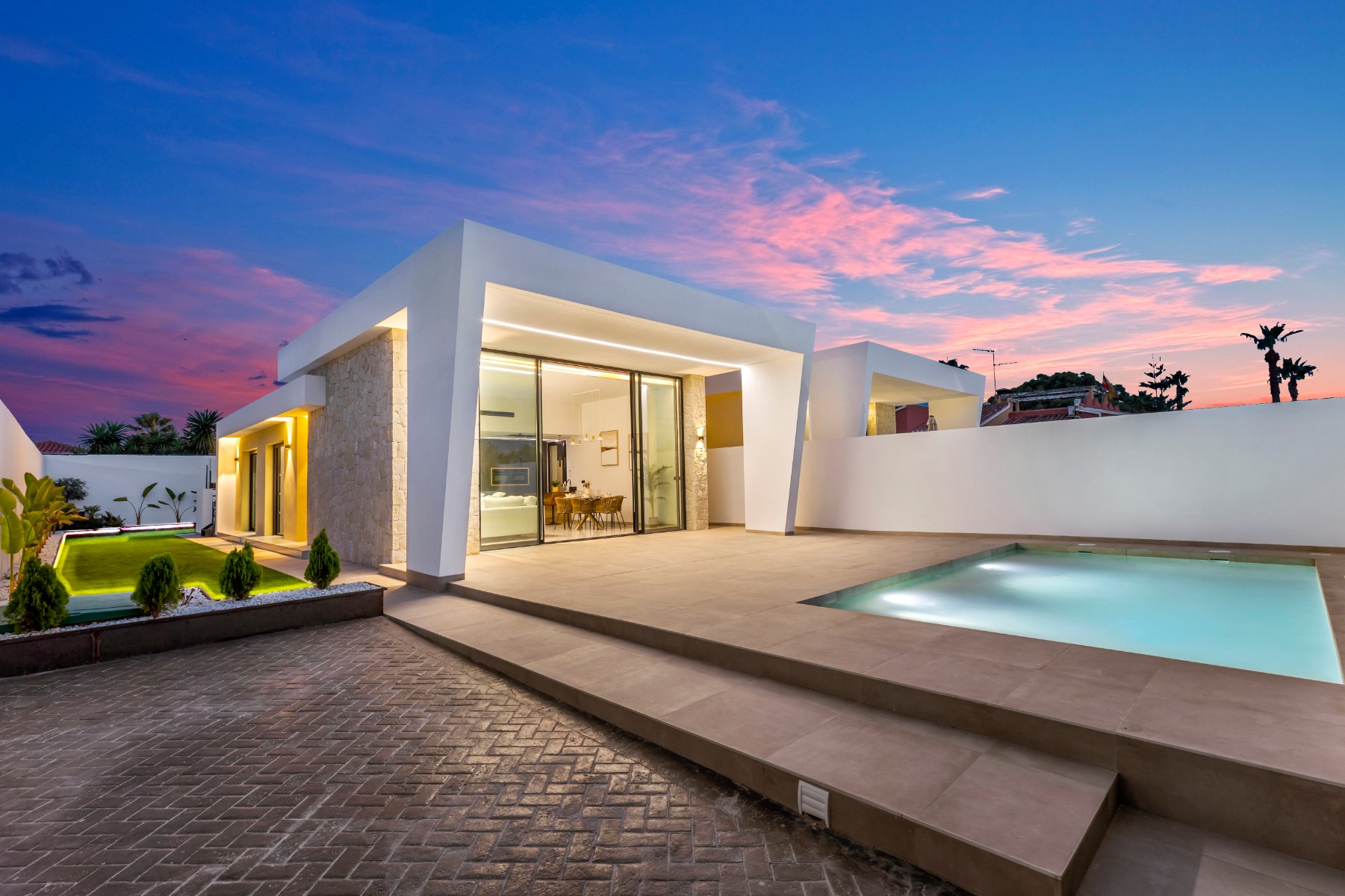 For sale - 3 Bedroom 2 Bathroom Villa in El Chaparral - Inland  - Alicante