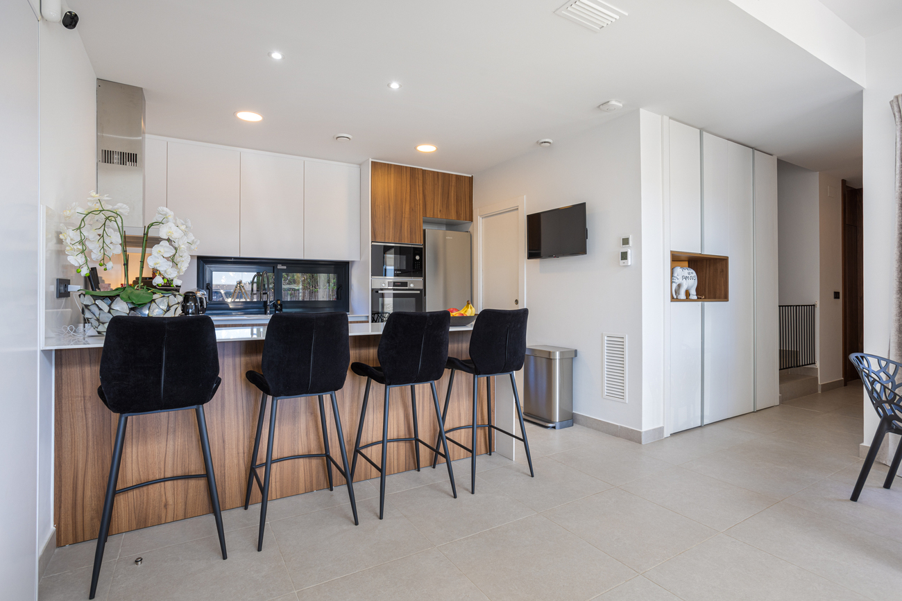 For sale - 4 Bedroom 3 Bathroom Villa in Ciudad Quesada - center  - Alicante