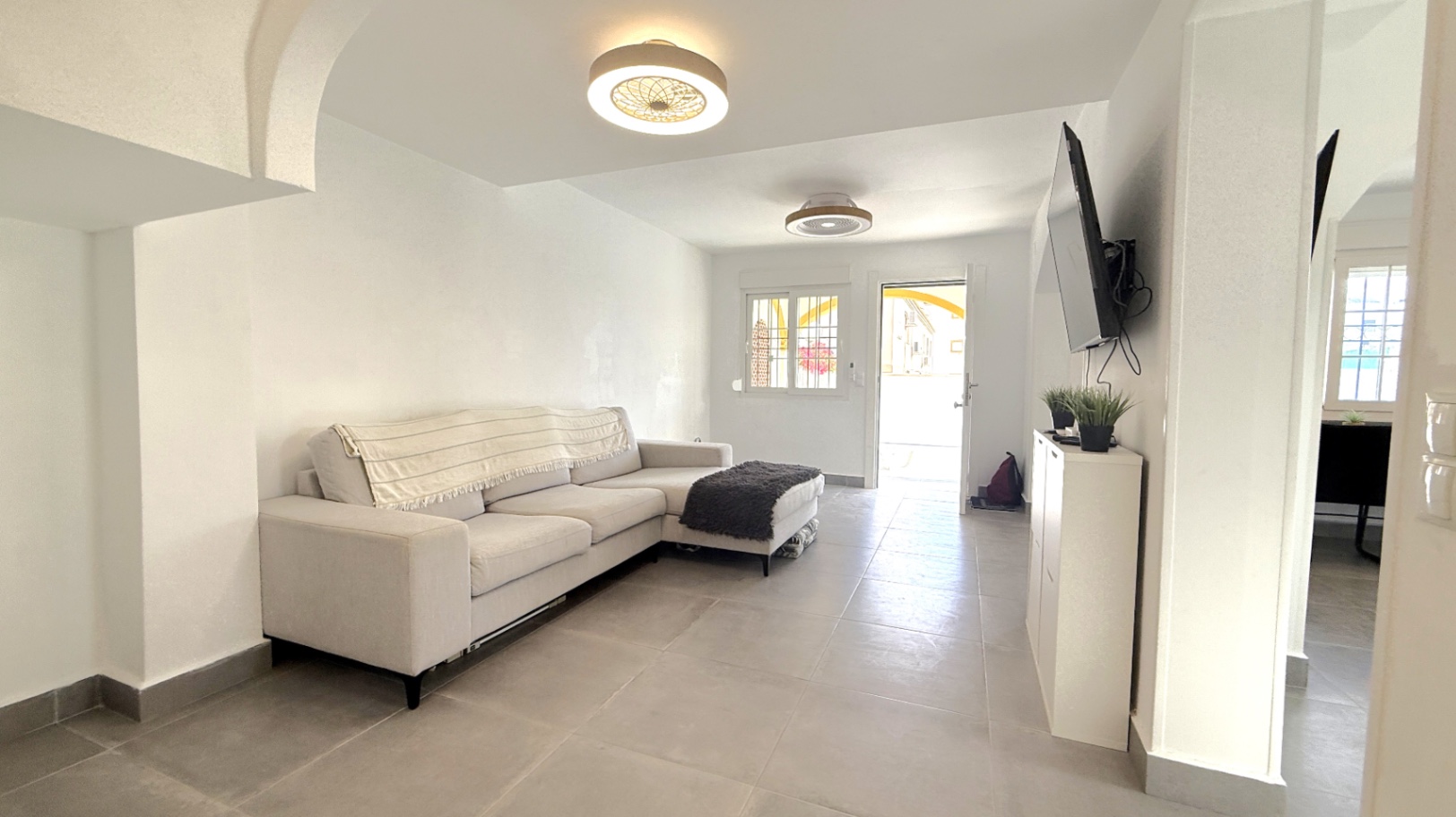 For sale - 2 Bedroom 2 Bathroom Town House in Orihuela - Inland  - Alicante