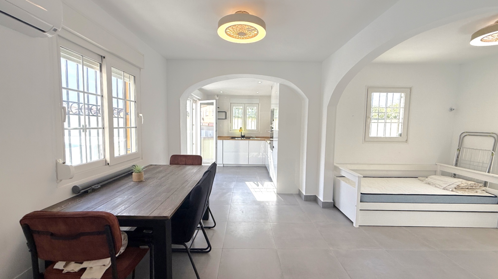 For sale - 2 Bedroom 2 Bathroom Town House in Orihuela - Inland  - Alicante