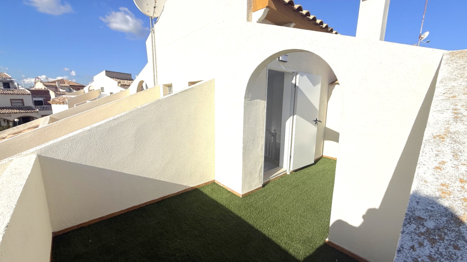 For sale - 2 Bedroom 2 Bathroom Town House in Orihuela - Inland  - Alicante