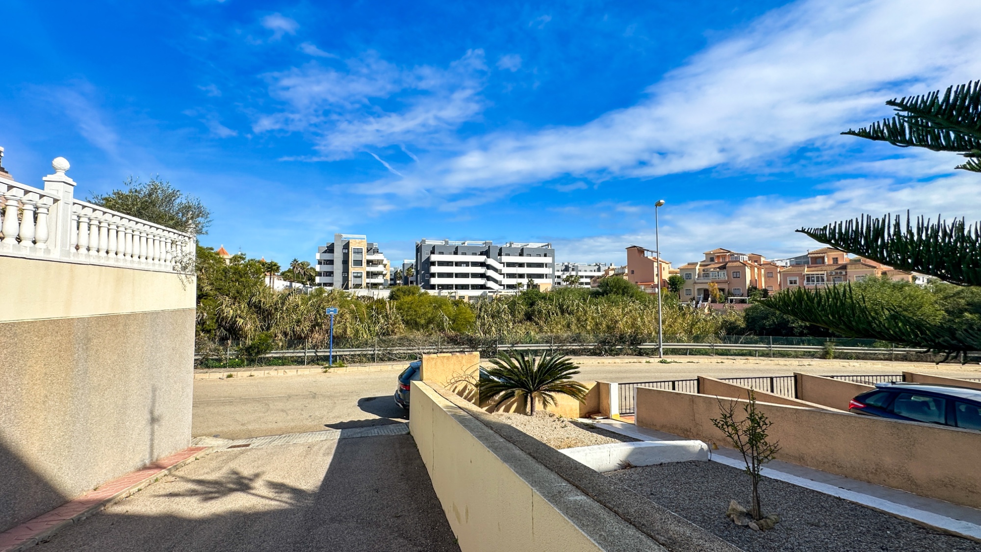 For sale - 2 Bedroom 2 Bathroom Town House in Orihuela - Inland  - Alicante