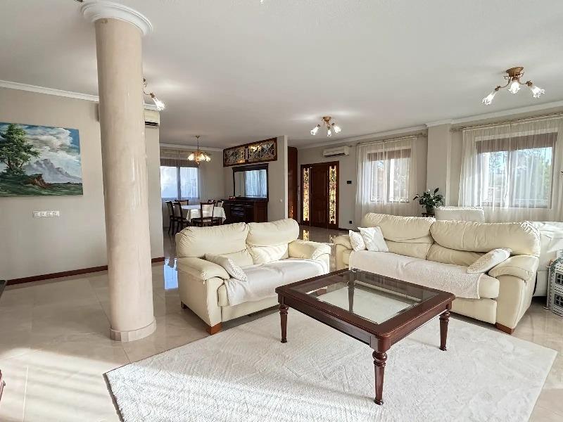 For sale - 5 Bedroom 4 Bathroom Villa in Ciudad Quesada - Ciudad Quesada  - Alicante