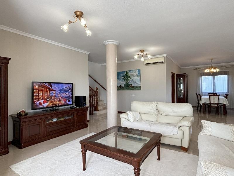 For sale - 5 Bedroom 4 Bathroom Villa in Ciudad Quesada - Ciudad Quesada  - Alicante