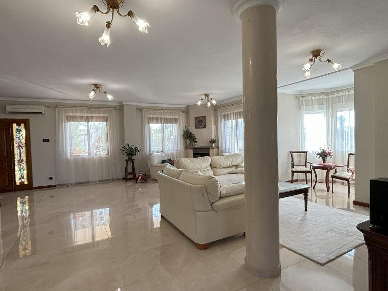 For sale - 5 Bedroom 4 Bathroom Villa in Ciudad Quesada - Ciudad Quesada  - Alicante