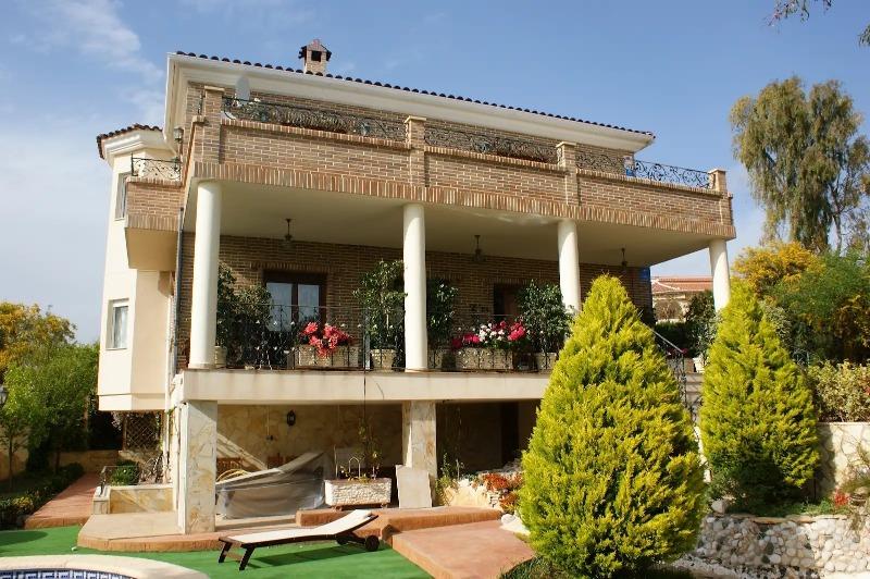 For sale - 5 Bedroom 4 Bathroom Villa in Ciudad Quesada - Ciudad Quesada  - Alicante