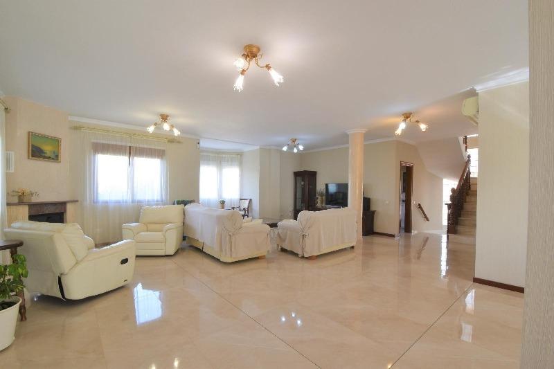For sale - 5 Bedroom 4 Bathroom Villa in Ciudad Quesada - Ciudad Quesada  - Alicante