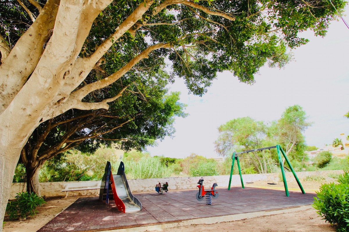 For sale - 4 Bedroom 2 Bathroom Town House in Orihuela Costa - Costa Blanca  - Alicante