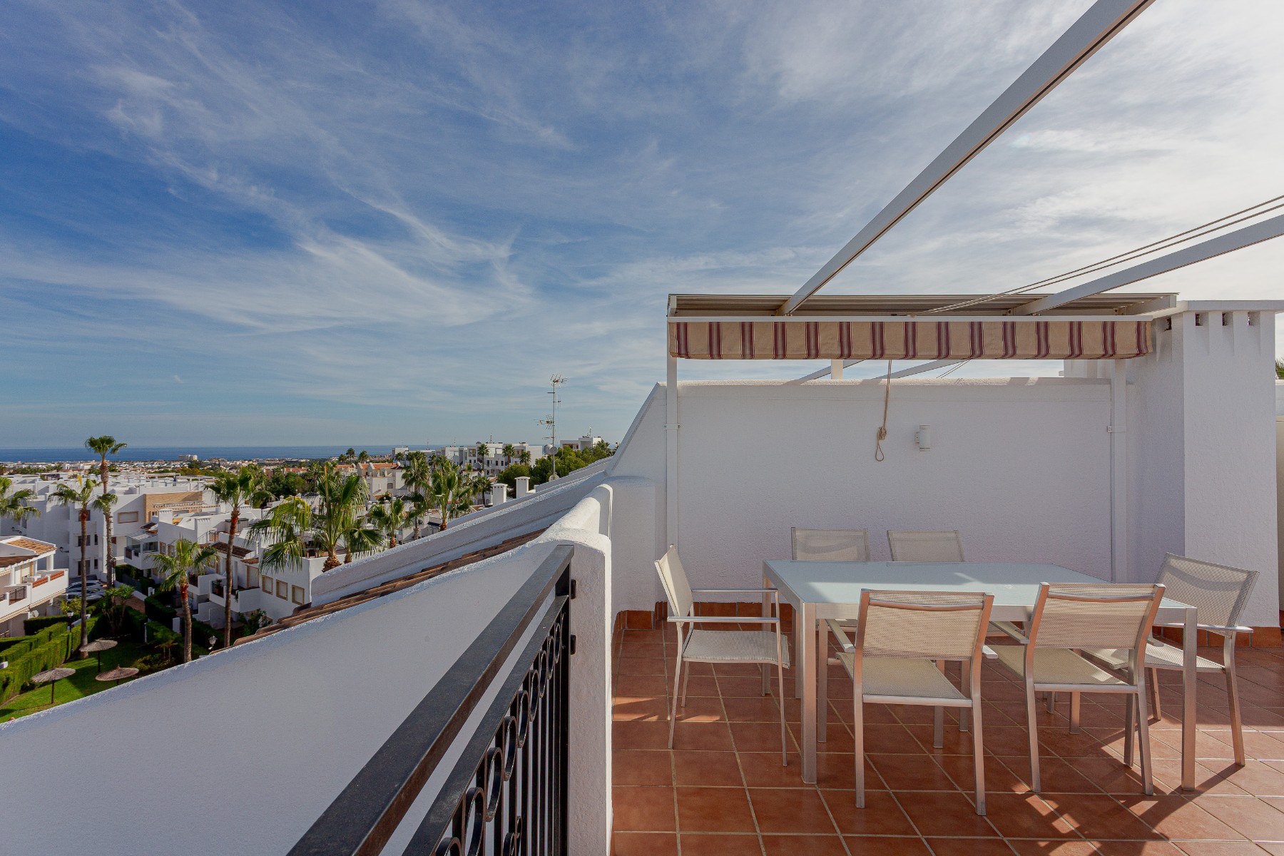 For sale - 2 Bedroom 2 Bathroom Apartment in Orihuela Costa - Costa Blanca  - Alicante
