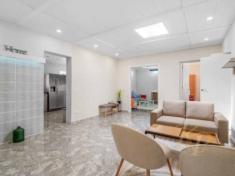 For sale - 7 Bedroom 3 Bathroom Villa in Rojales - Ciudad Quesada  - Alicante