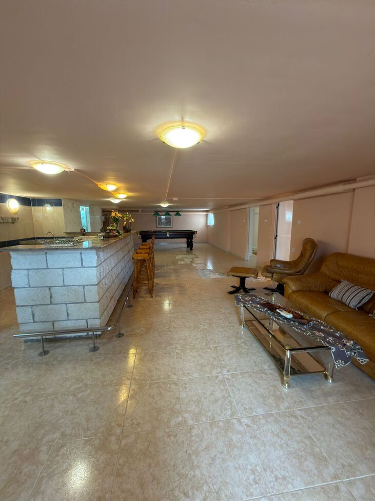 For sale - 5 Bedroom 3 Bathroom Villa in Playa Flamenca - Costa Blanca  - Alicante