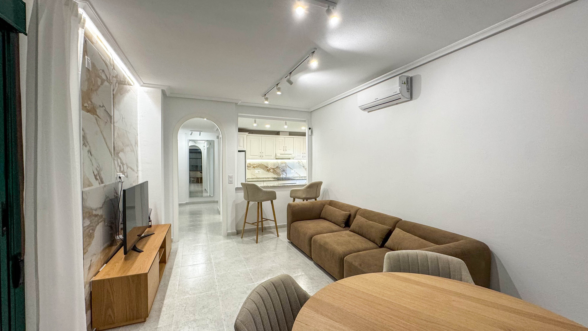 For sale - 2 Bedroom 2 Bathroom Apartment in Orihuela Costa - Costa Blanca  - Alicante