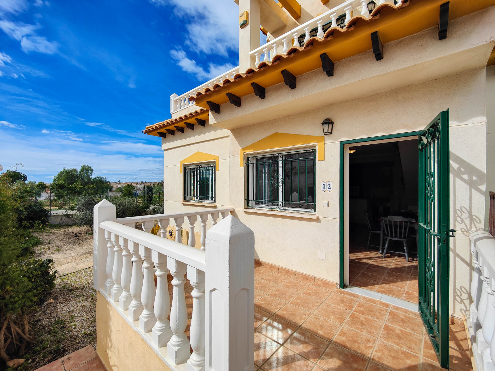 For sale - 3 Bedroom 2 Bathroom Town House in Orihuela Costa - Costa Blanca  - Alicante
