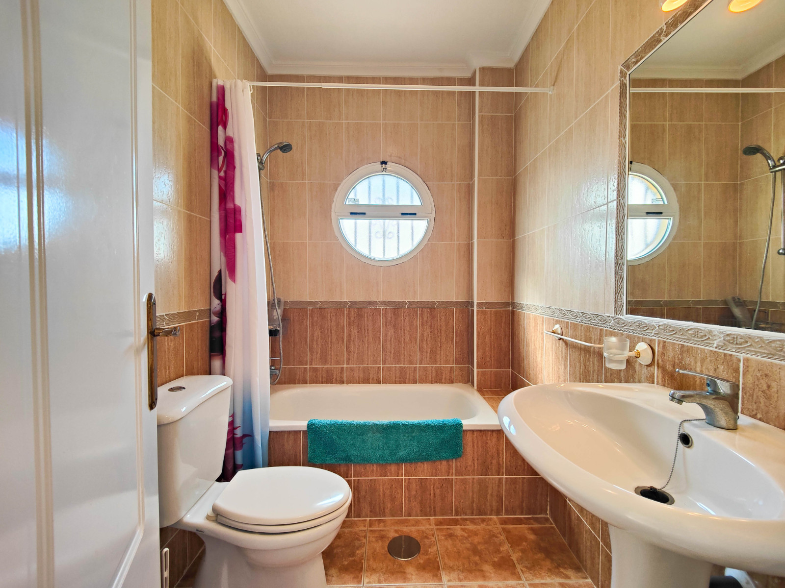 For sale - 3 Bedroom 2 Bathroom Town House in Orihuela Costa - Costa Blanca  - Alicante