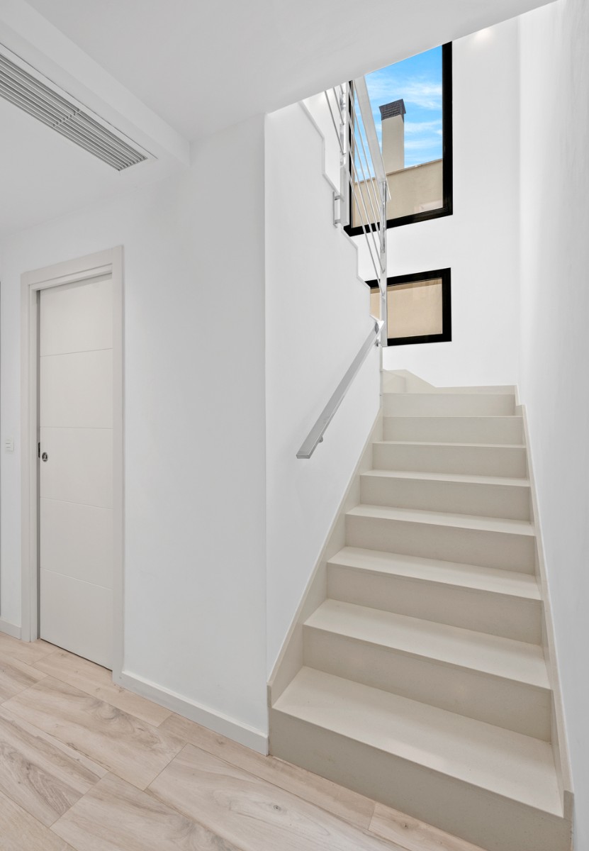 For sale - 3 Bedroom 3 Bathroom Villa in Orihuela Costa - Costa Blanca  - Alicante