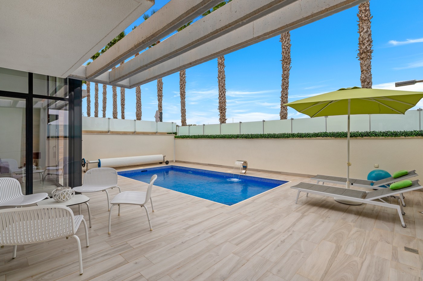 For sale - 3 Bedroom 3 Bathroom Villa in Orihuela Costa - Costa Blanca  - Alicante