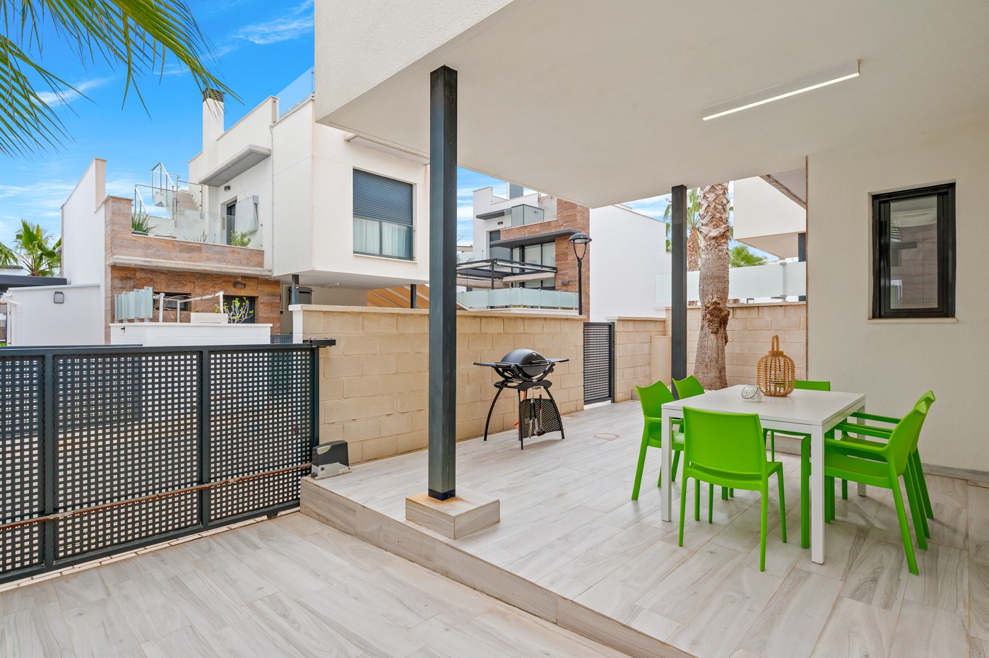 For sale - 3 Bedroom 3 Bathroom Villa in Orihuela Costa - Costa Blanca  - Alicante