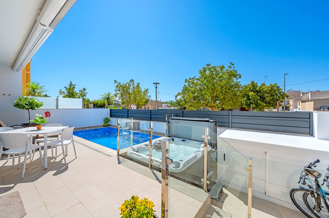 For sale - 3 Bedroom 2 Bathroom Town House in Formentera del Segura - Costa Blanca  - Alicante
