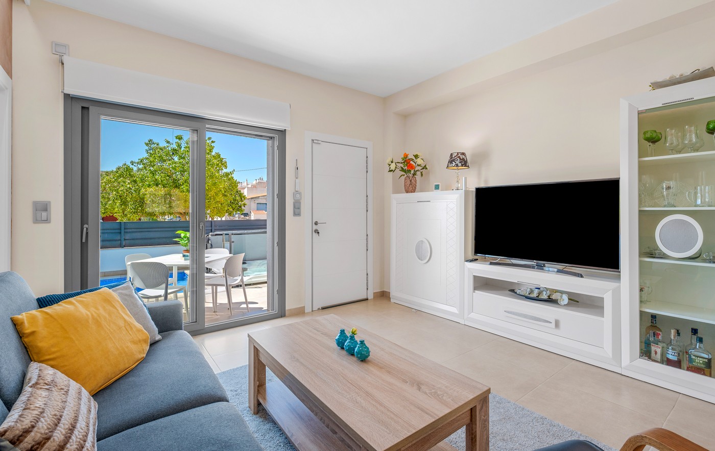 For sale - 3 Bedroom 2 Bathroom Town House in Formentera del Segura - Costa Blanca  - Alicante