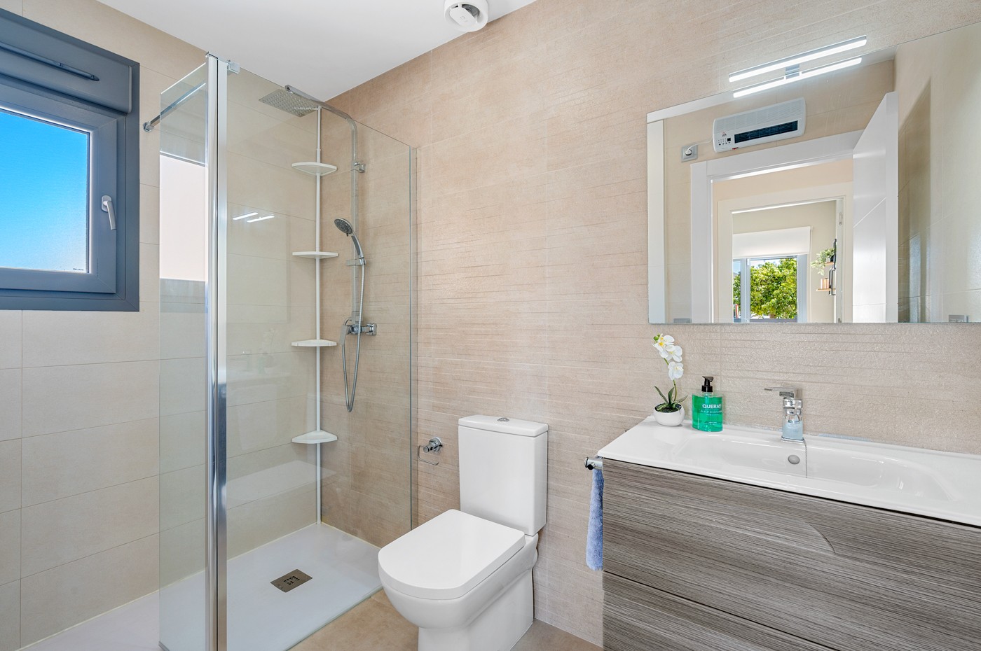 For sale - 3 Bedroom 2 Bathroom Town House in Formentera del Segura - Costa Blanca  - Alicante