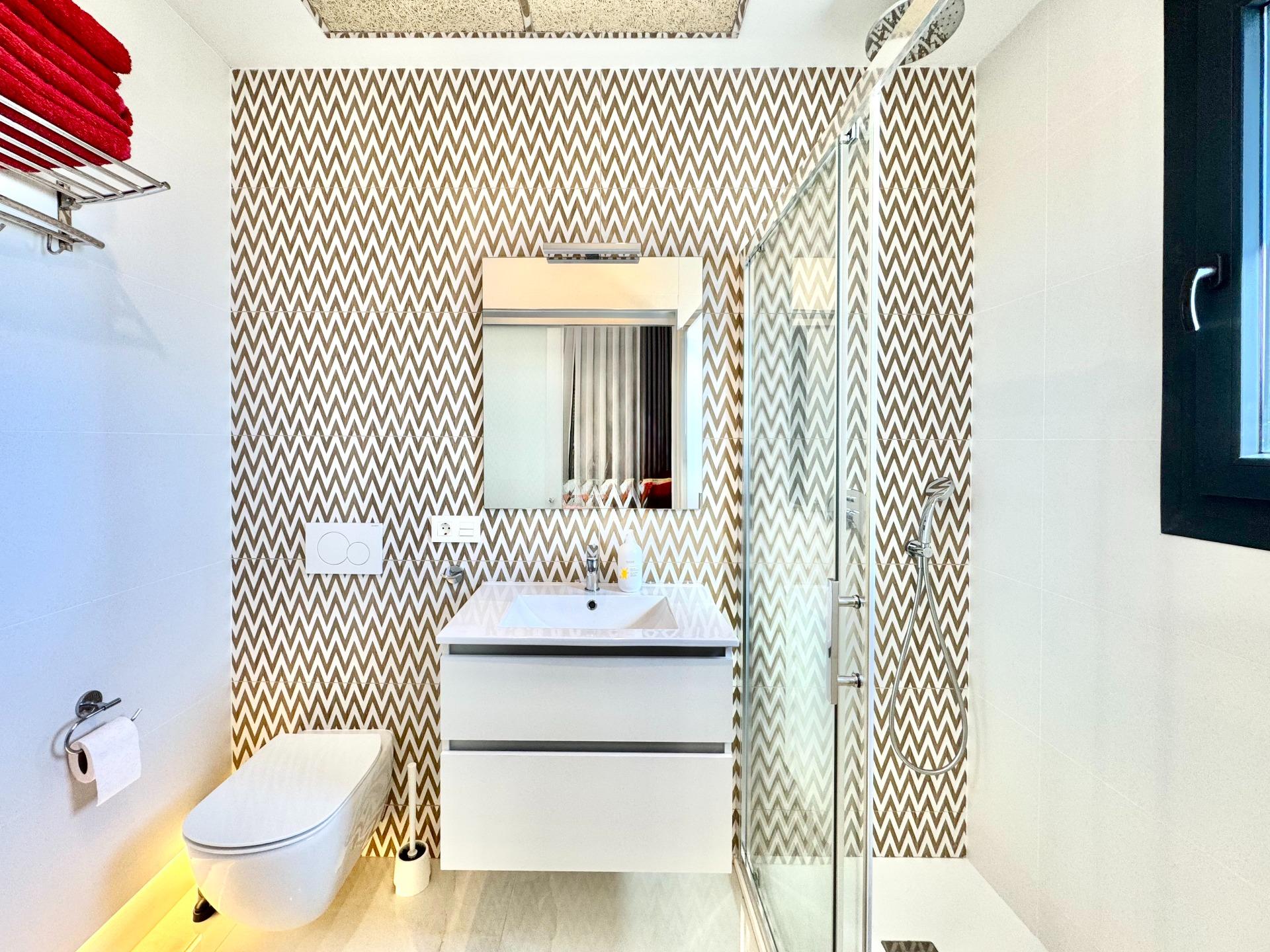 For sale - 4 Bedroom 4 Bathroom Villa in Orihuela Costa - Lomas De Cabo Roig  - Alicante