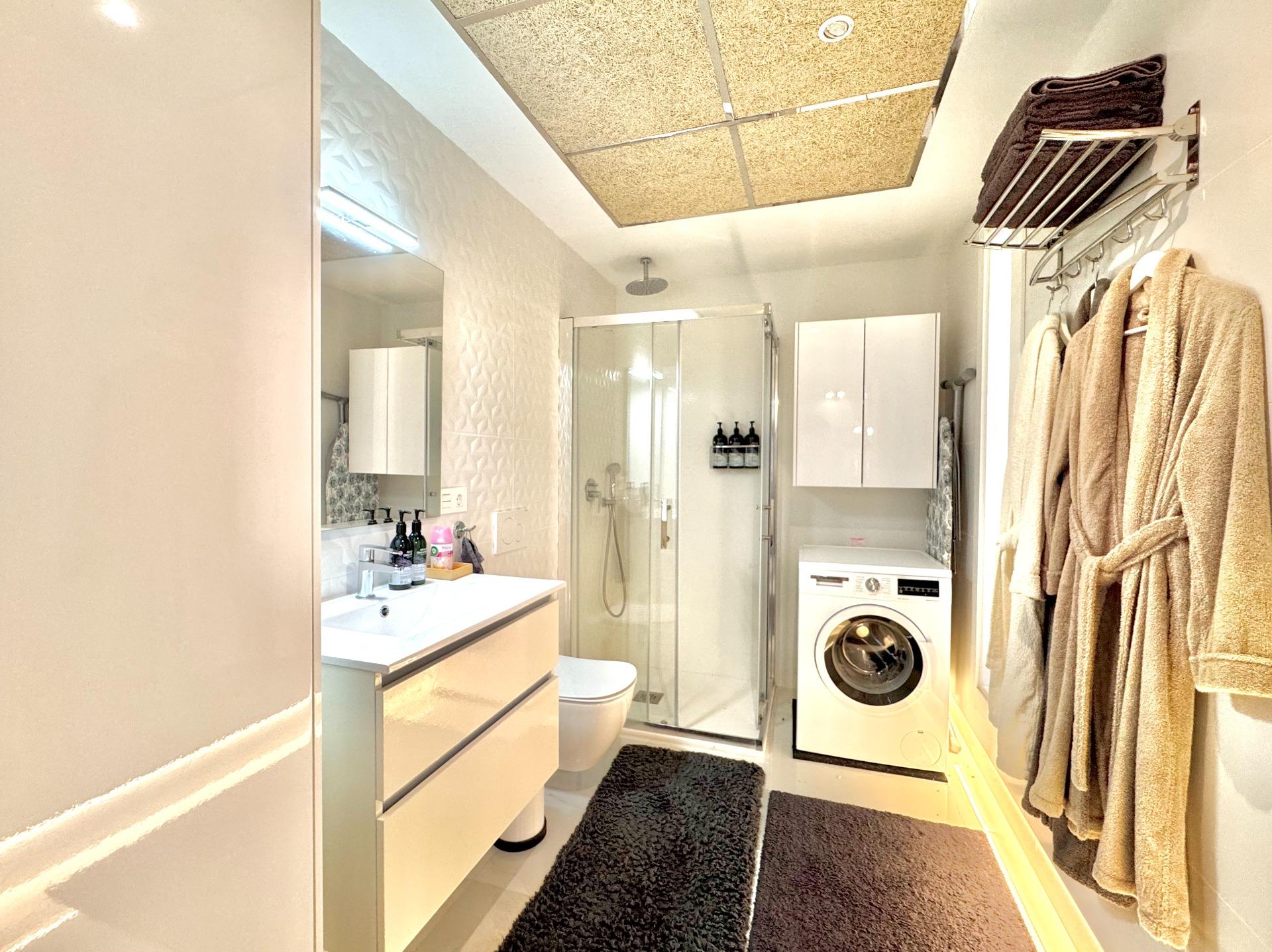 For sale - 4 Bedroom 4 Bathroom Villa in Orihuela Costa - Lomas De Cabo Roig  - Alicante