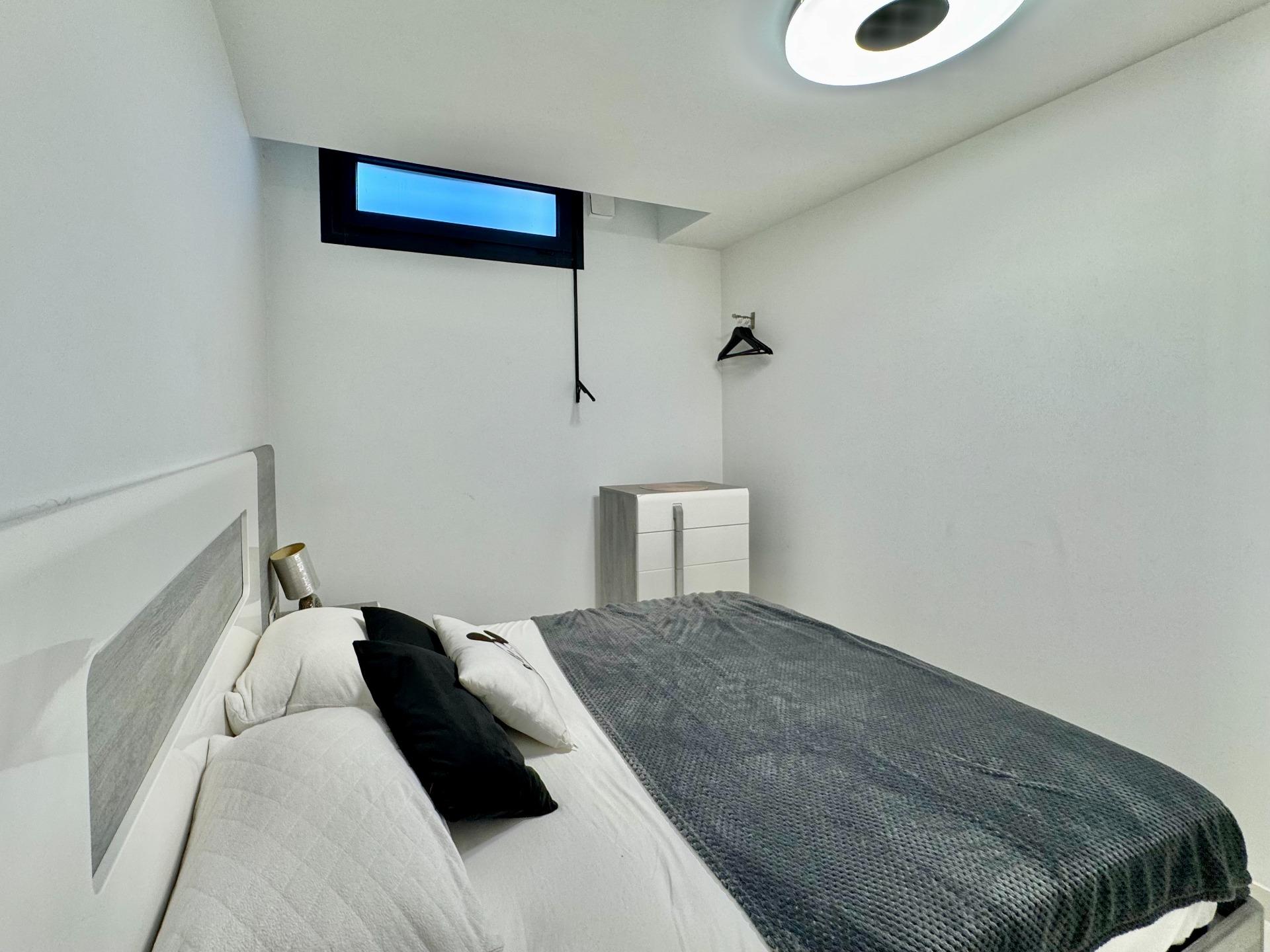 For sale - 4 Bedroom 4 Bathroom Villa in Orihuela Costa - Lomas De Cabo Roig  - Alicante