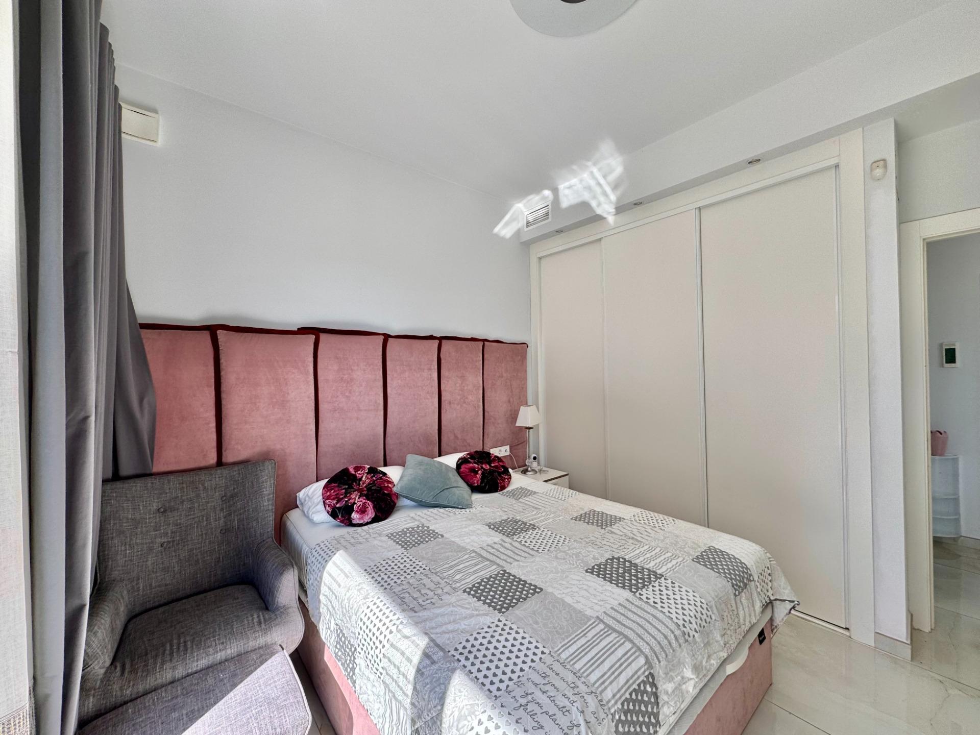 For sale - 4 Bedroom 4 Bathroom Villa in Orihuela Costa - Lomas De Cabo Roig  - Alicante