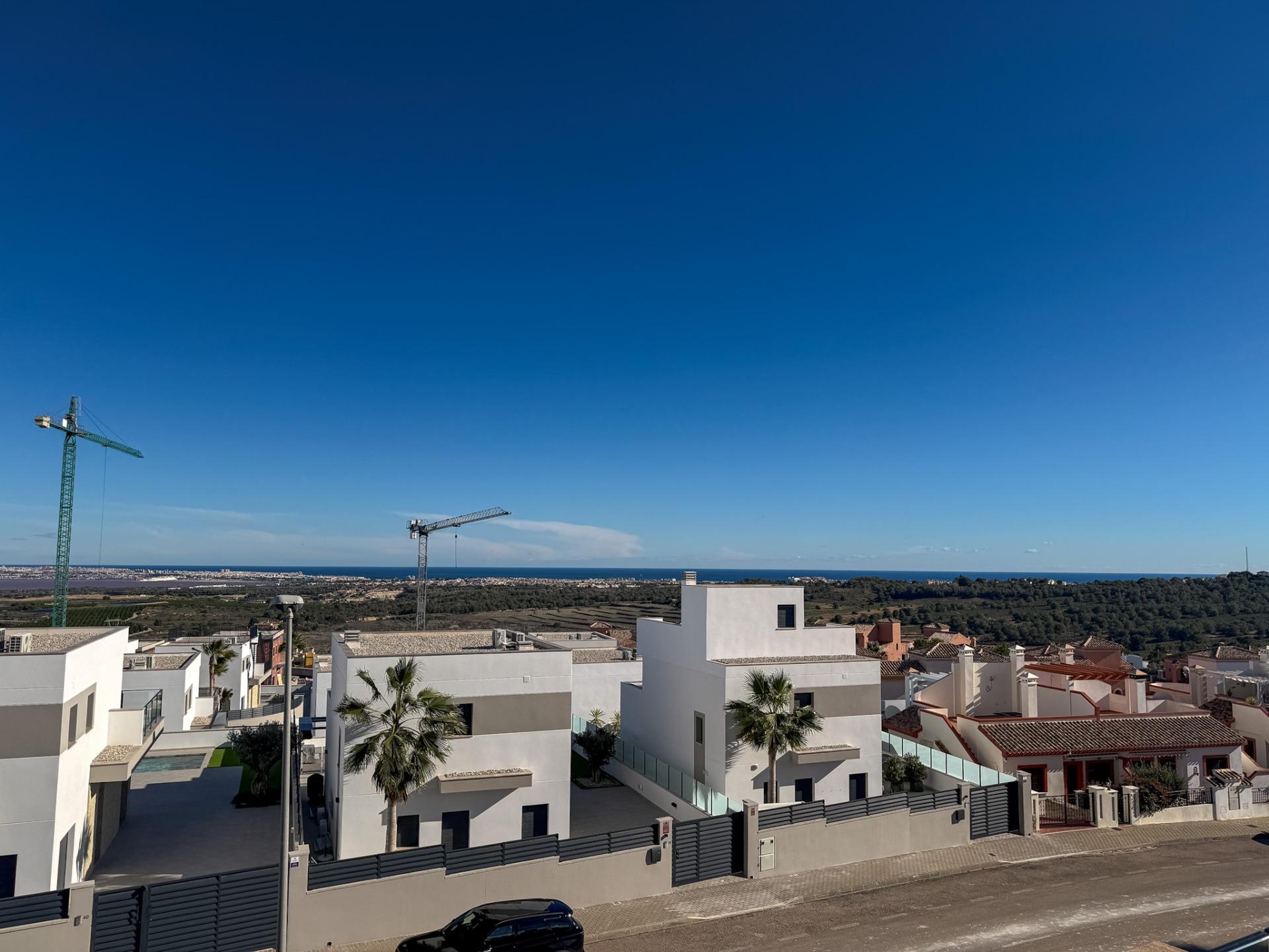 For sale - 4 Bedroom 3 Bathroom Villa in San Miguel de Salinas - Bellavista  - Alicante