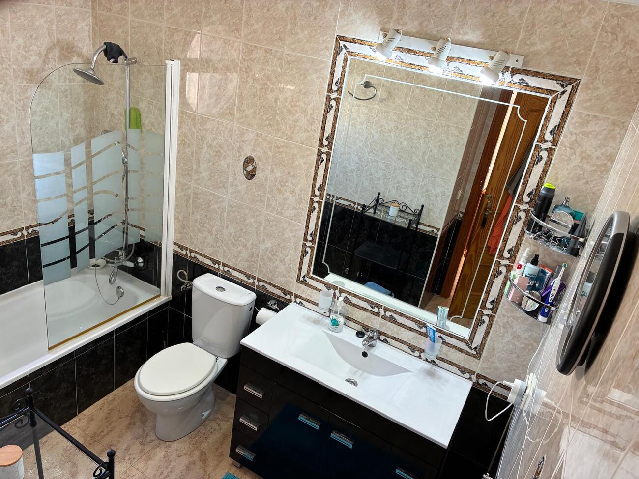 For sale - 3 Bedroom 2 Bathroom Quad Villa in Villamartin - Costa Blanca  - Alicante