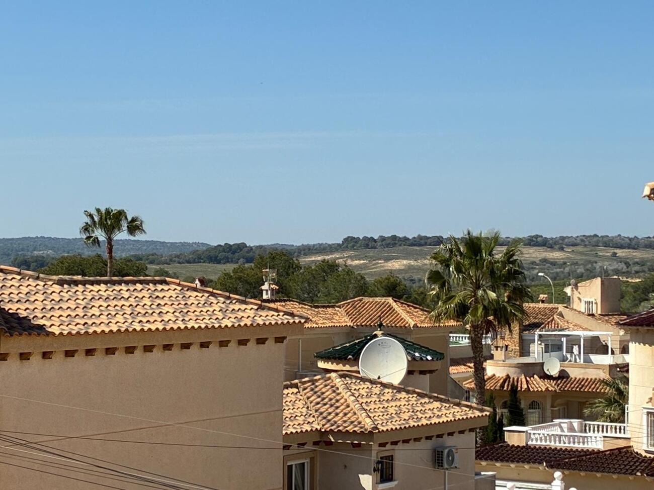 For sale - 3 Bedroom 2 Bathroom Quad Villa in Villamartin - Costa Blanca  - Alicante