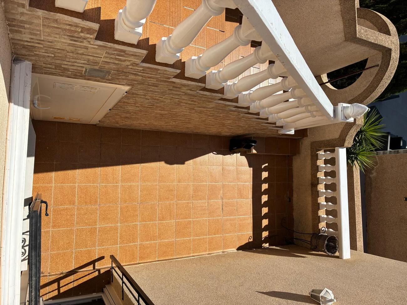 For sale - 3 Bedroom 2 Bathroom Quad Villa in Villamartin - Costa Blanca  - Alicante