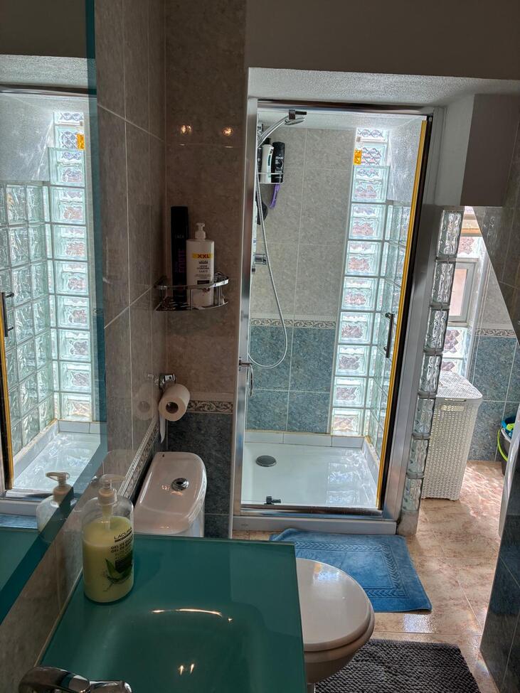 For sale - 3 Bedroom 2 Bathroom Quad Villa in Villamartin - Costa Blanca  - Alicante