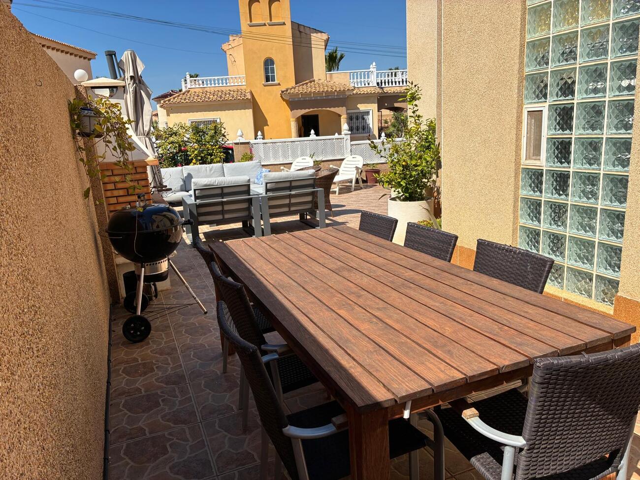 For sale - 3 Bedroom 2 Bathroom Quad Villa in Villamartin - Costa Blanca  - Alicante