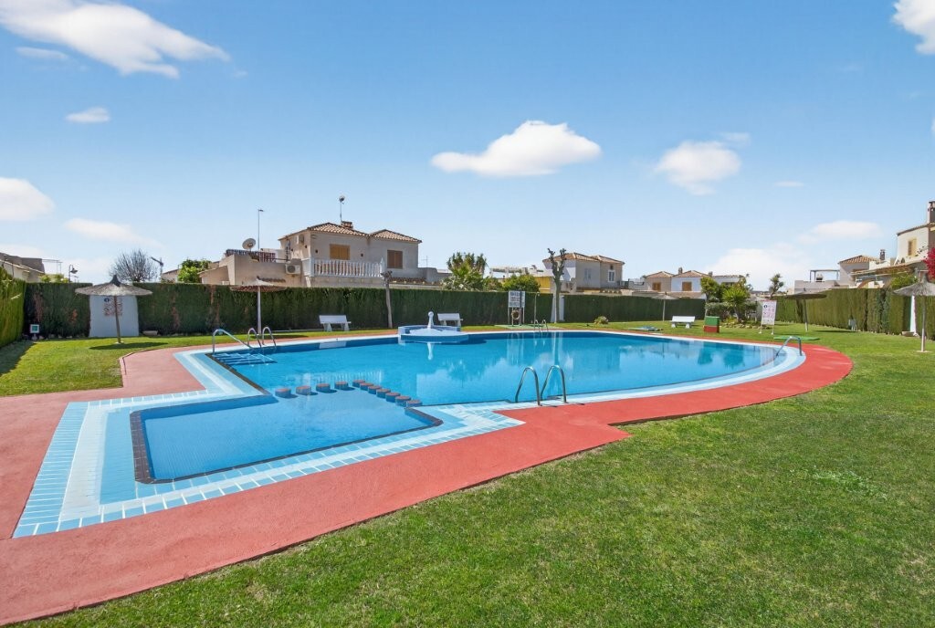 For sale - 3 Bedroom 2 Bathroom Quad House in Playa Flamenca - Serena III  - Alicante