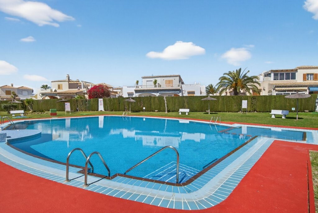 For sale - 3 Bedroom 2 Bathroom Quad House in Playa Flamenca - Serena III  - Alicante