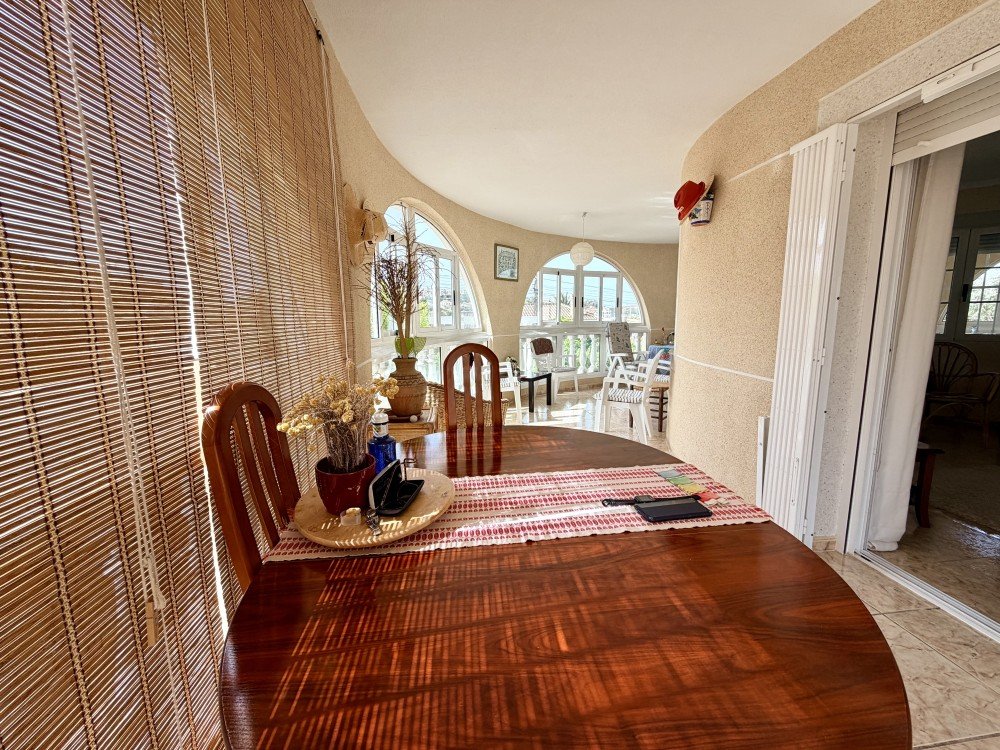 For sale - 5 Bedroom 3 Bathroom Villa in Ciudad Quesada - Costa Blanca  - Alicante