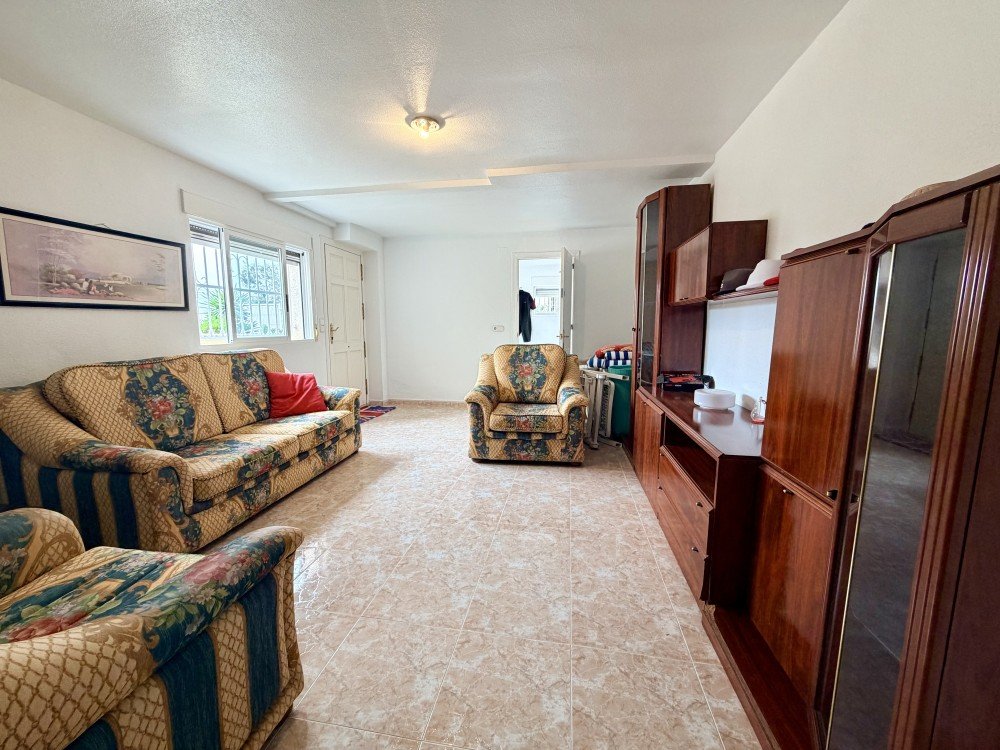 For sale - 5 Bedroom 3 Bathroom Villa in Ciudad Quesada - Costa Blanca  - Alicante