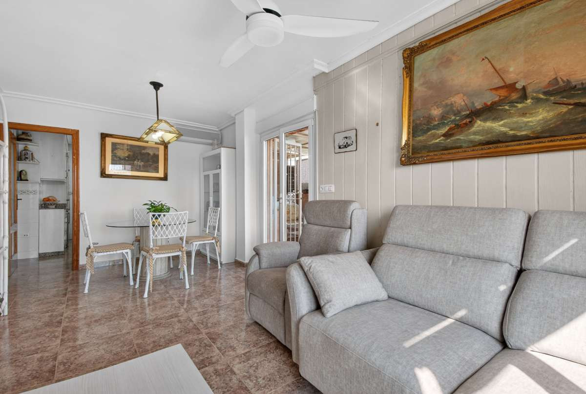 For sale - 2 Bedroom 2 Bathroom Apartment - Middle Floor Apartment in San Pedro del Pinatar - Lo Pagan  - Murcia